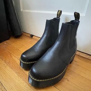 Doc Marten ROMETTY WYOMING LEATHER PLATFORM CHELSEA BOOTS size 10